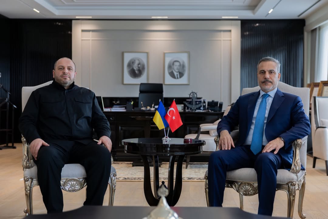 Bakanımız Hakan Fidan, Ukrayna Milli Güvenlik ve Savunma Konseyi Sekreteri Rüstem Umerov ile Ankara’da Görüştü