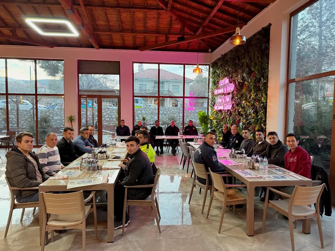 Karamanlı Kaymakamlığı'ndan Anlamlı İftar Programı