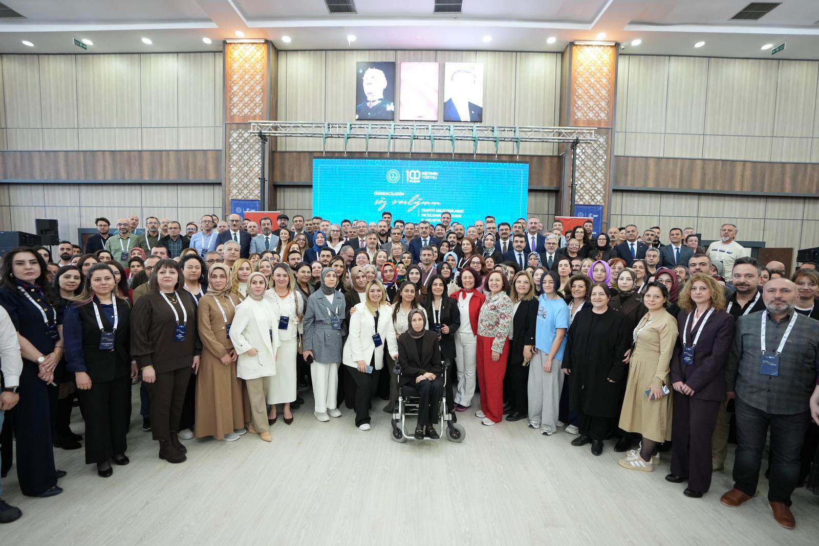 Millî Eğitim Bakanı Tekin, Proje Çalıştayına Katıldı