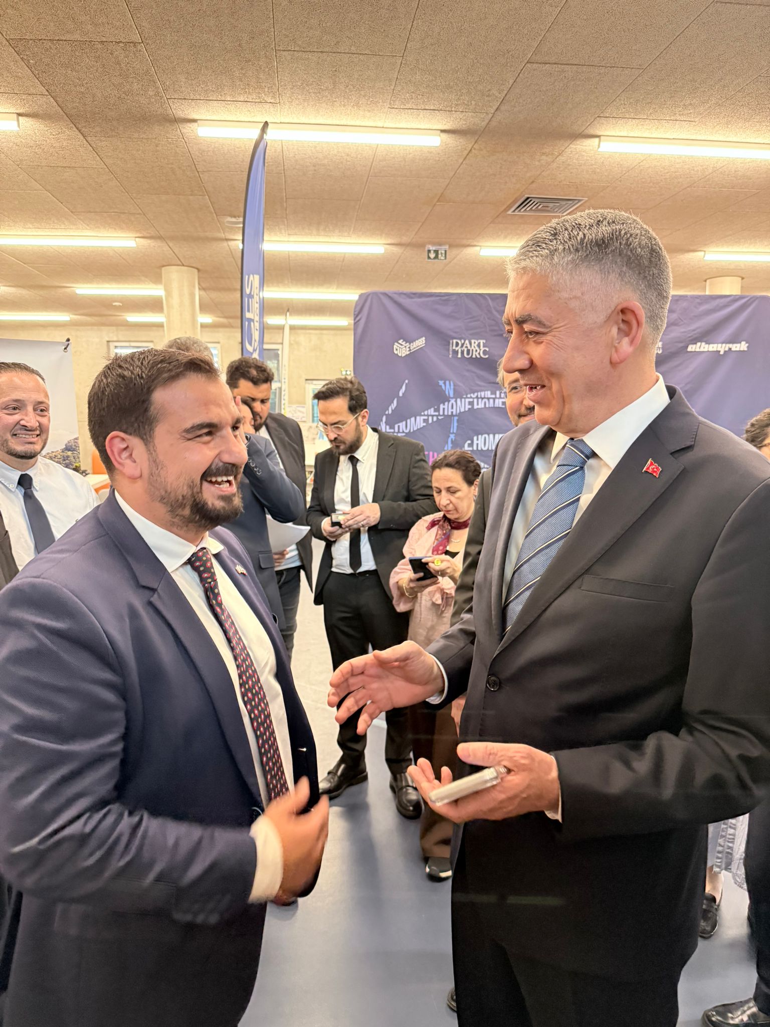 Deputy Minister Özel attends Paris calligraphy exhibition