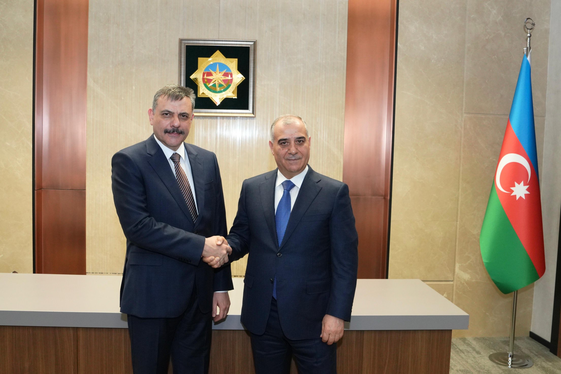 İçişleri Bakanı, Azerbaycan Güvenlik Servisi ile toplantı yaptı