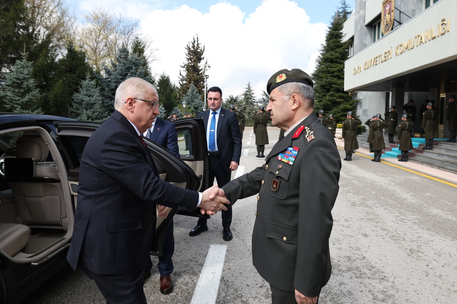 Milli Savunma Bakanlığı'nda Değerlendirme Toplantısı Yapıldı
