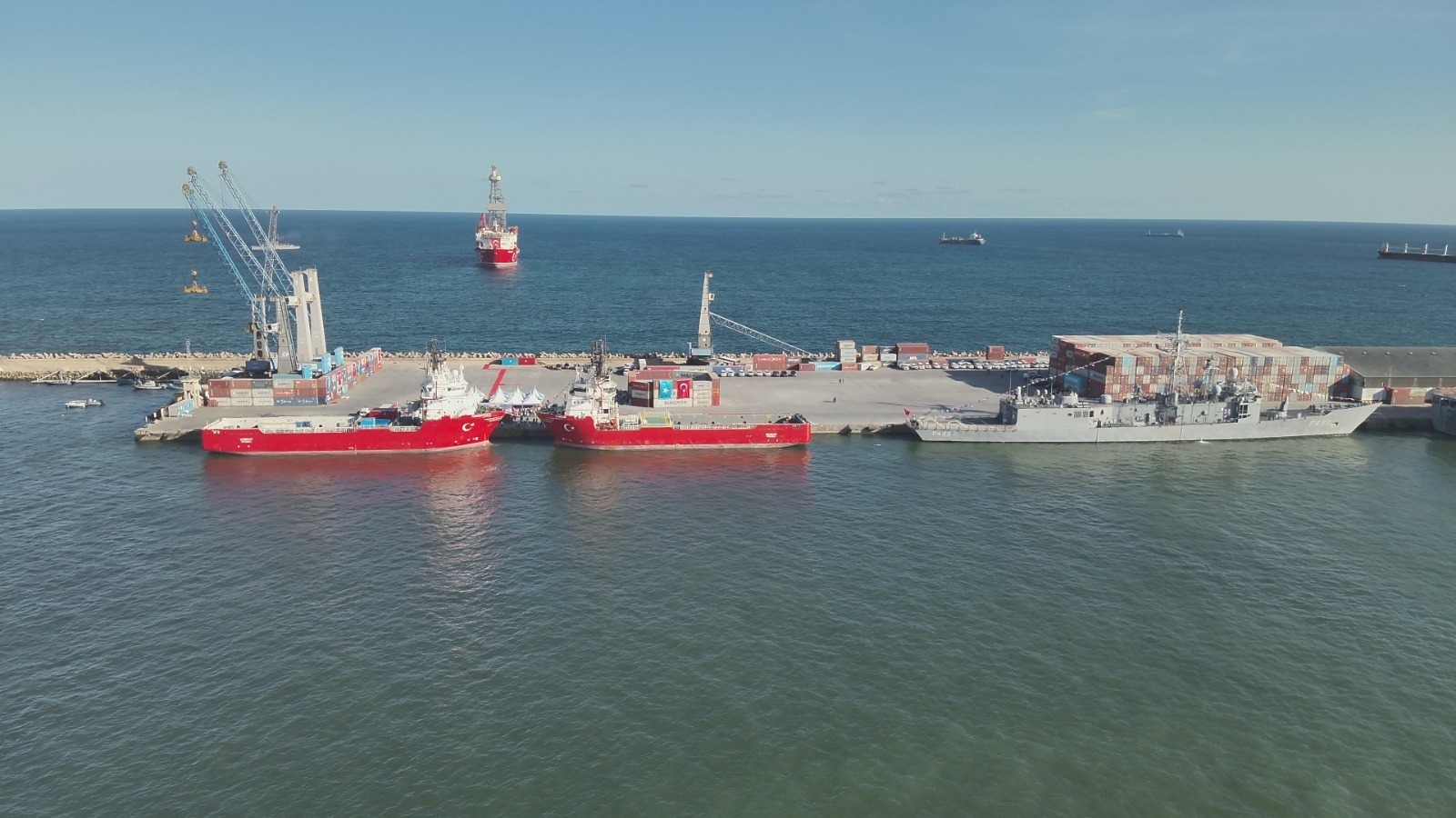 Somali'de Çağrı Bey Gemisi Karşılandı