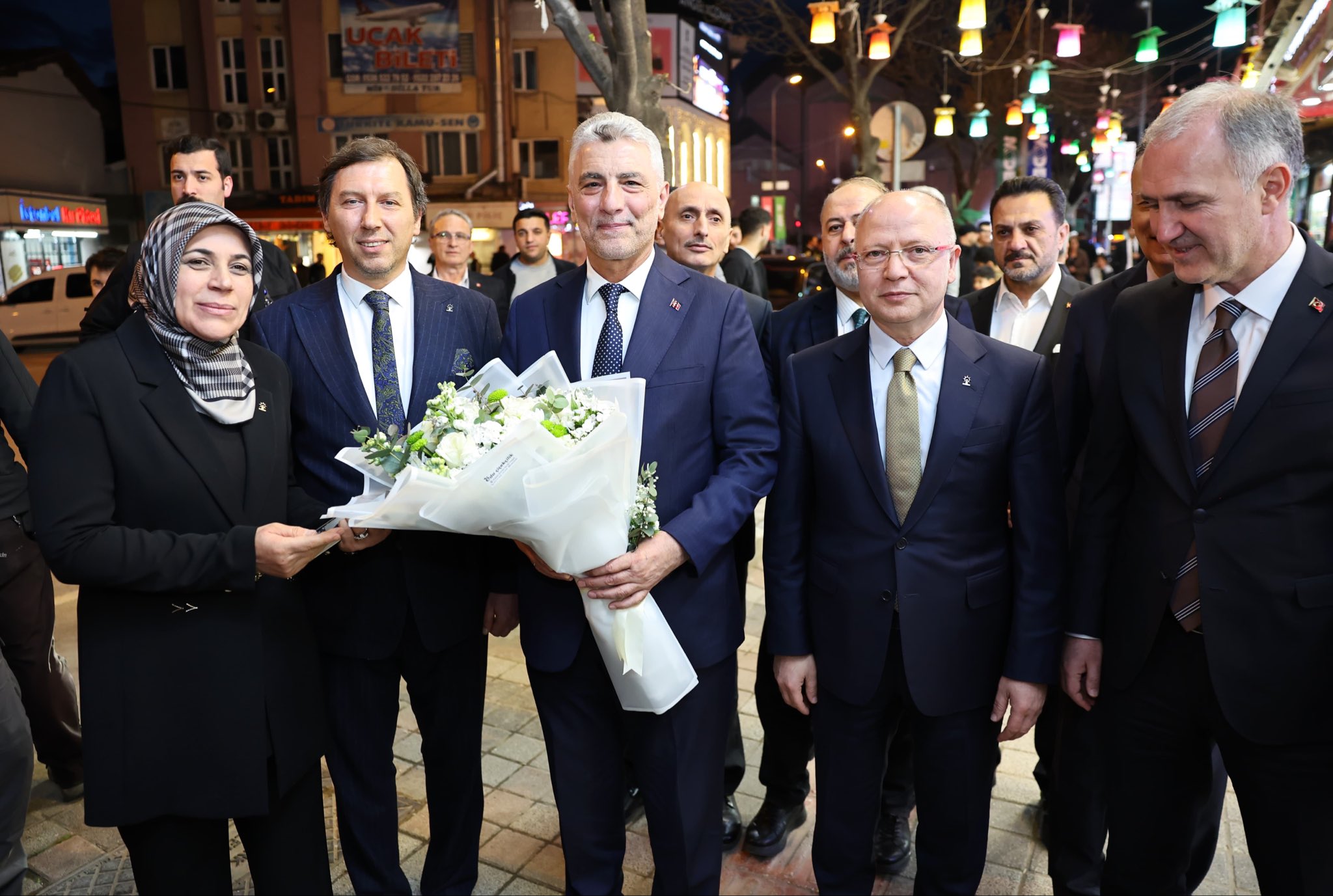 AK Parti İnegöl İlçe Teşkilatı'na Ziyaret Gerçekleşti