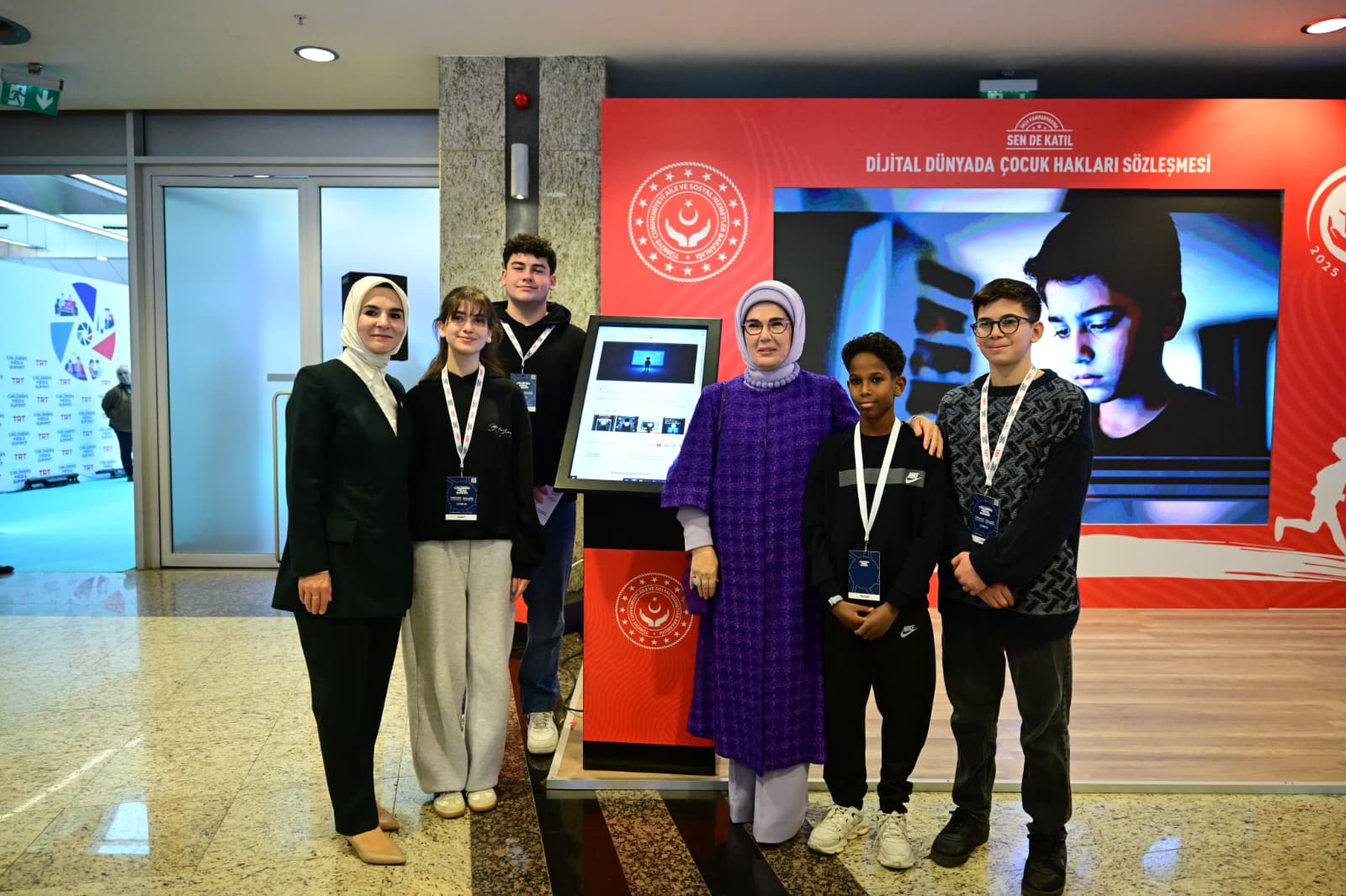 Çocukların Dijital Güvenliği İçin Uluslararası Zirve