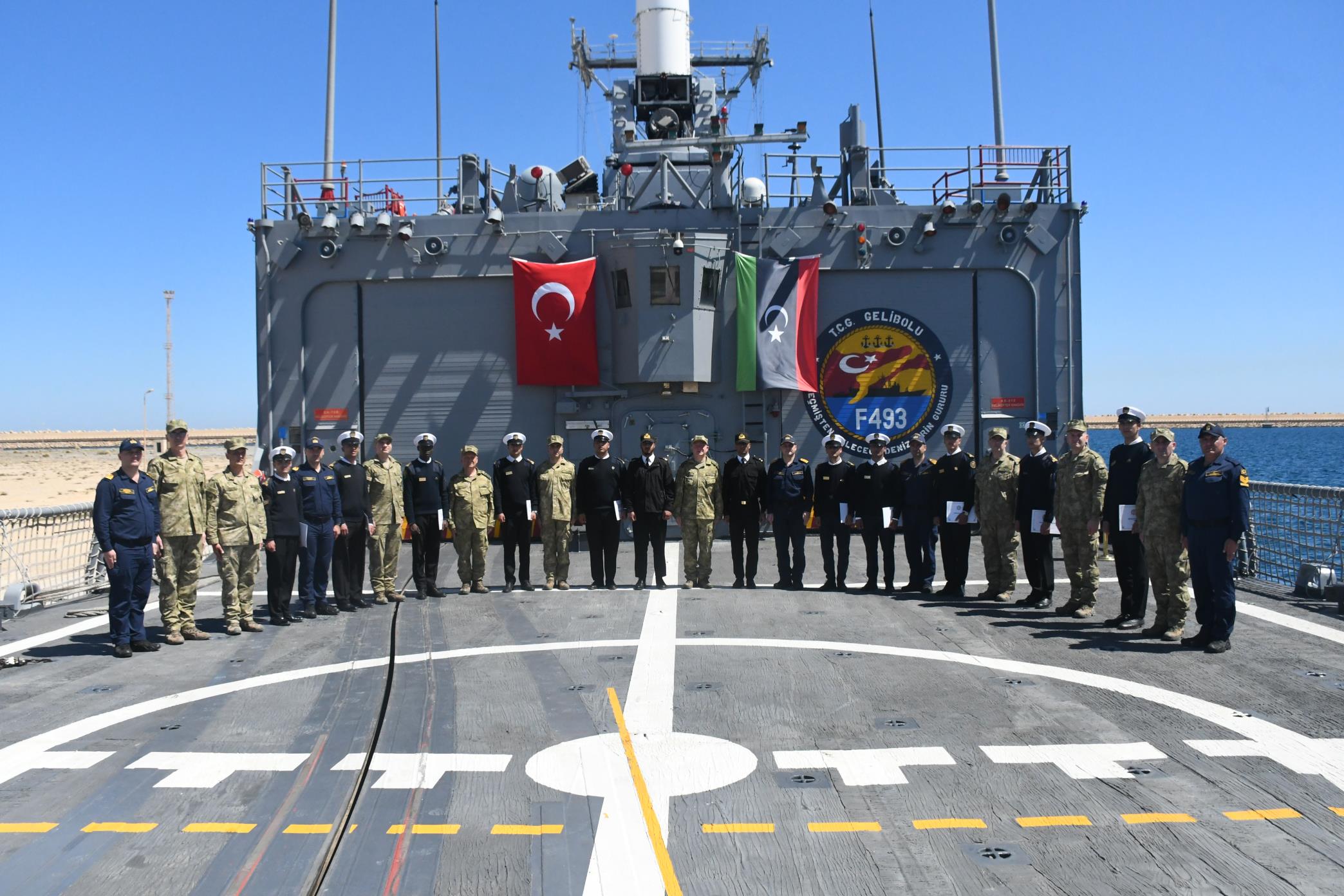 Türk Donanması, Libya Deniz Akademisi'ne Eğitim Verdi