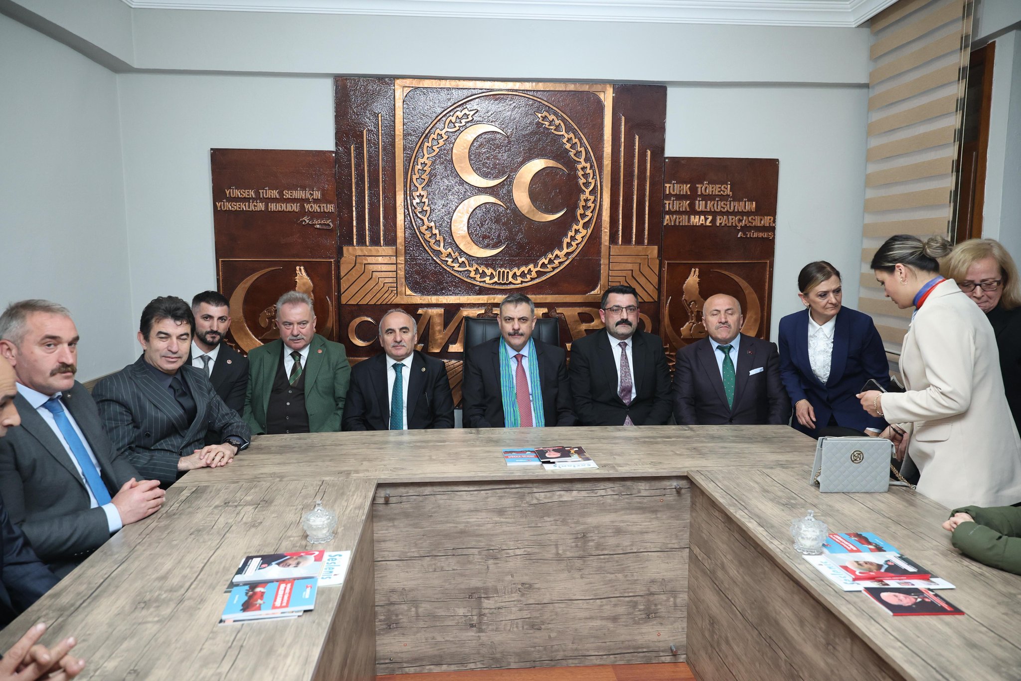 İçişleri Bakanı Rize'de MHP Teşkilatını Ziyaret Etti