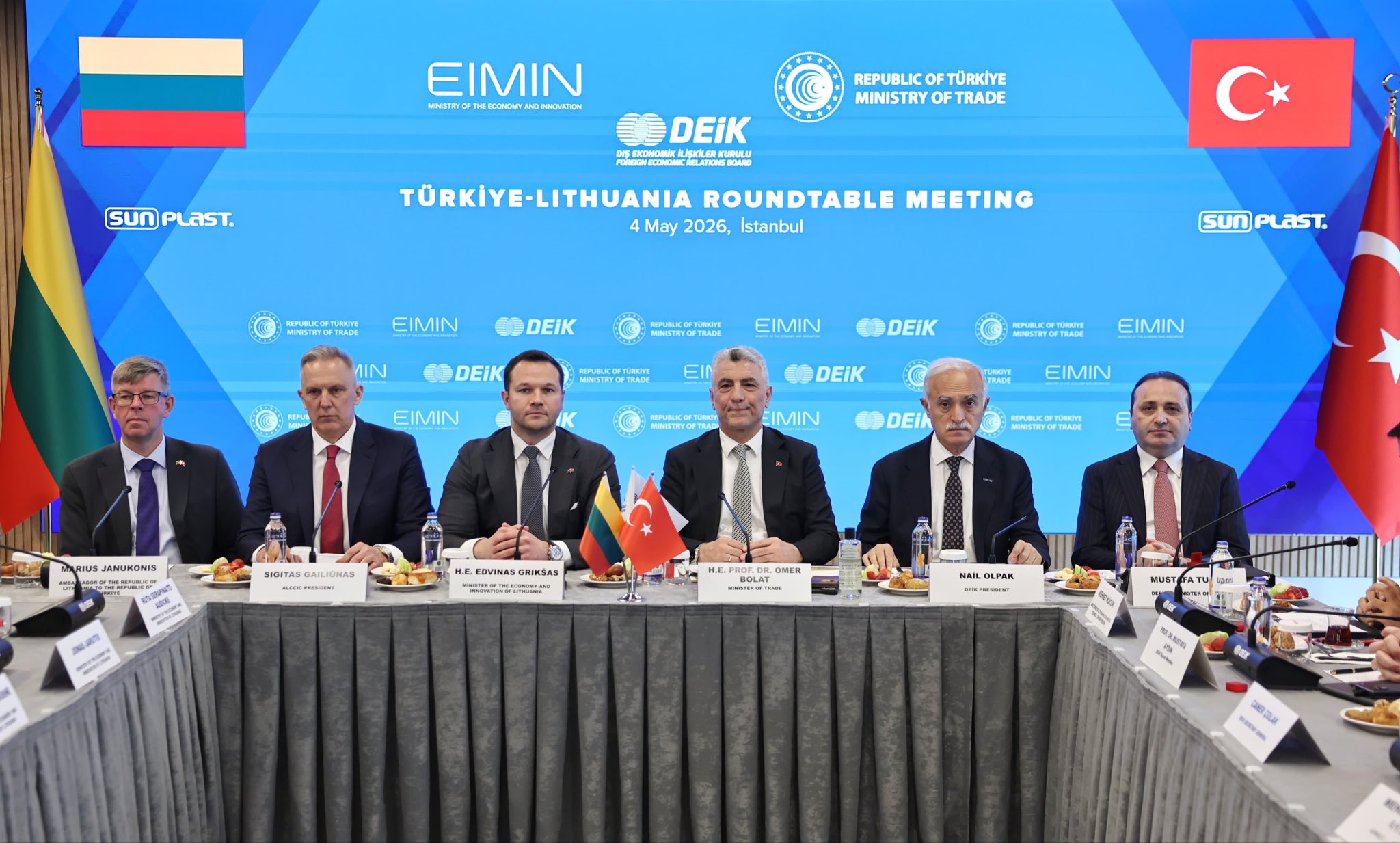 Türkiye-Litvanya İş İnsanları Toplantısı İstanbul'da Gerçekleşti