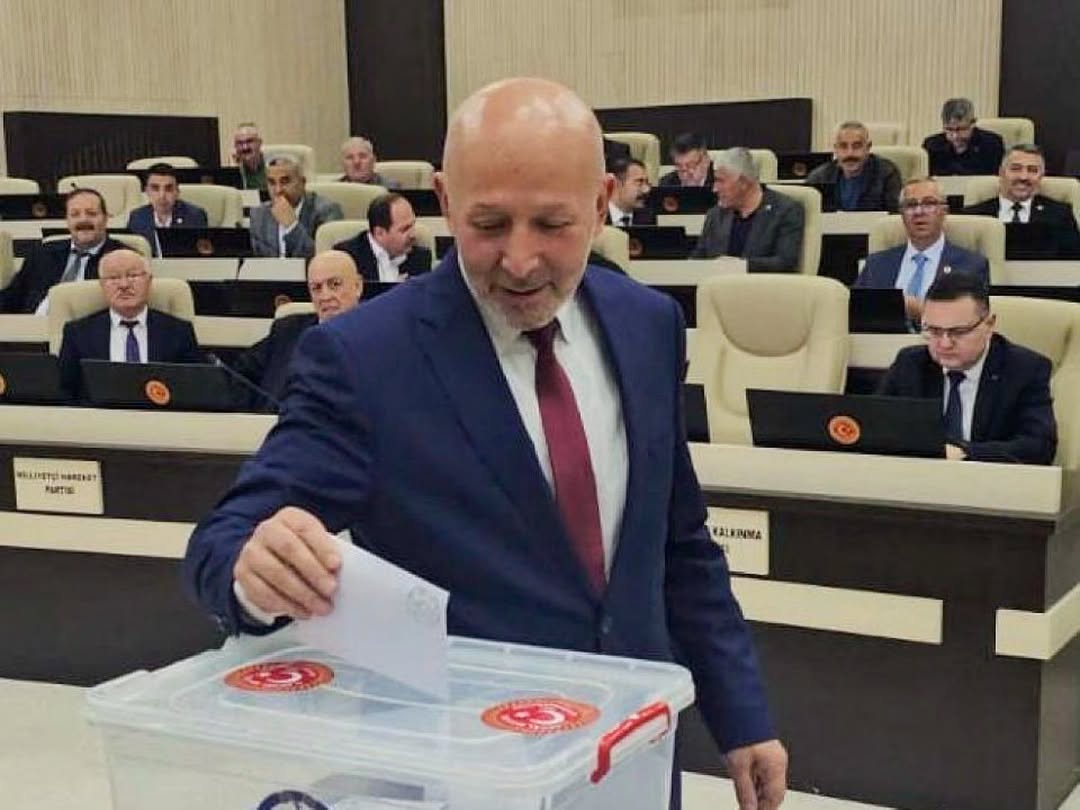 Afyonkarahisar’da İl Genel Meclisi Başkanlığı Seçimlerinde Mehmet Siper Yeniden Başkan Seçildi