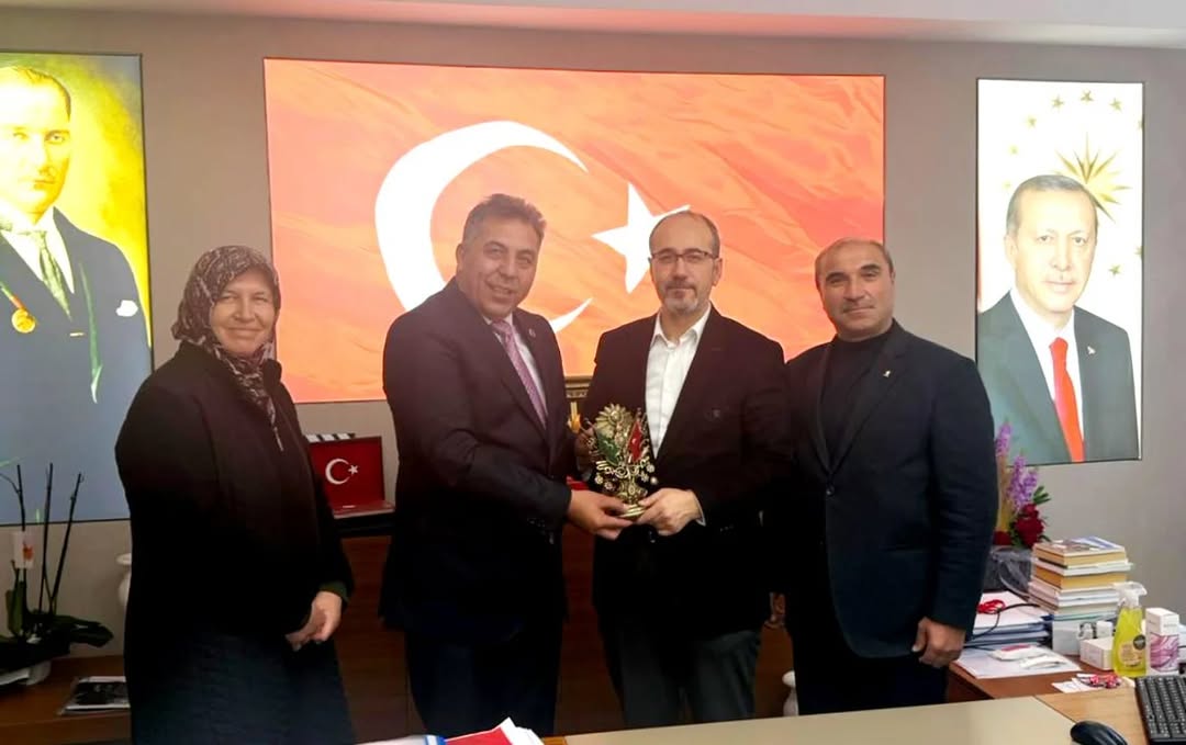 AK Parti Çay İlçe Başkanı ve Belediye Başkanı İl Sağlık Müdürünü Ziyaret Etti