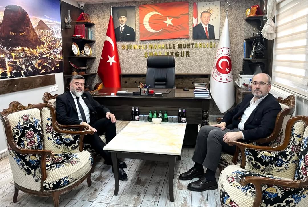 Afyonkarahisar İl Sağlık Müdürü Dr. Hakkı Öztürk, Muhtarlar Derneği Başkanı Suat Uygur'u Ziyaret Etti