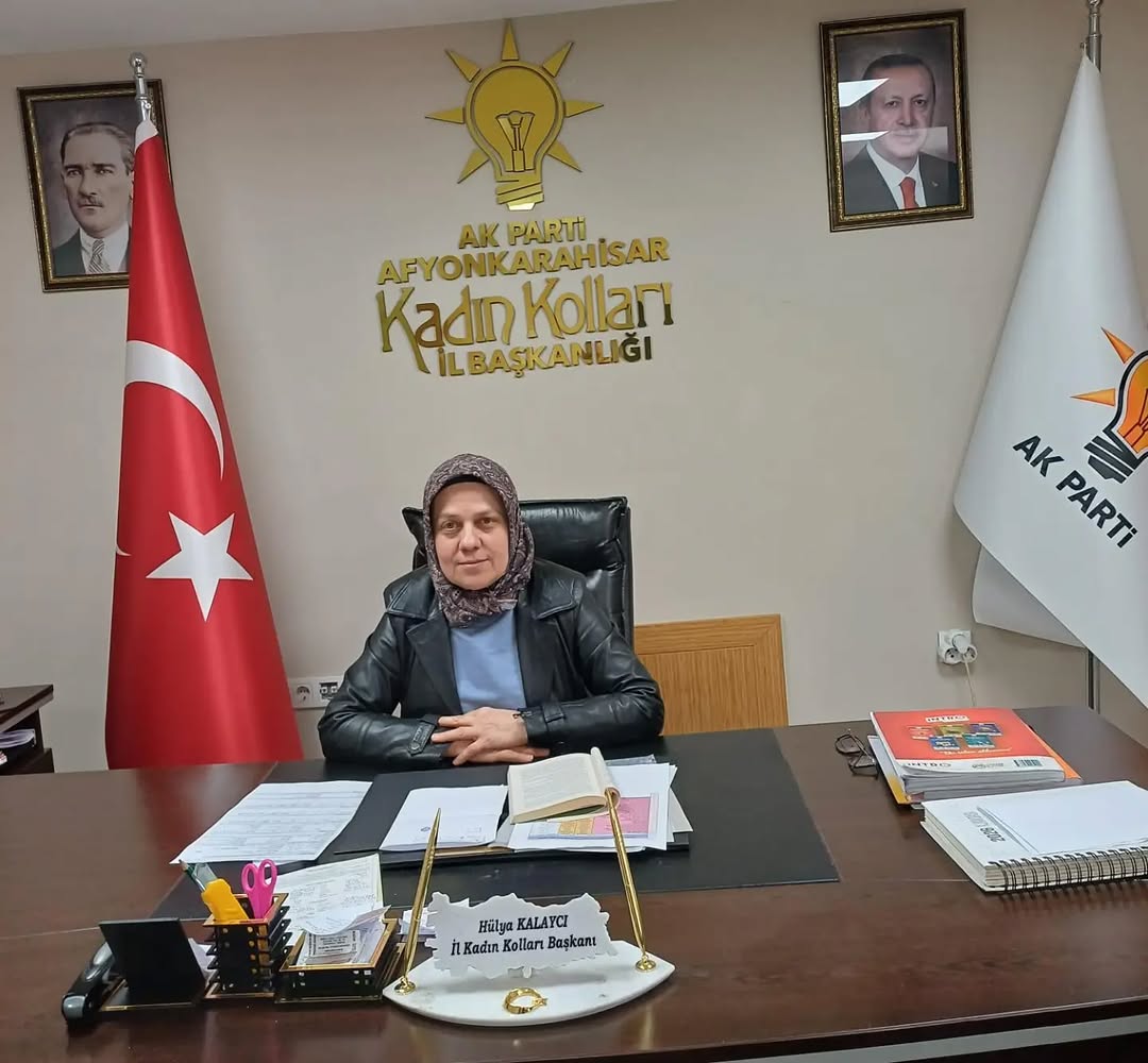 AK Parti Afyonkarahisar İl Kadın Kolları Nöbetçi Yönetim Kurulu Başkanı Gülşen Pirinç Talep ve Önerileri Dinlemek İçin Parti Binamızda