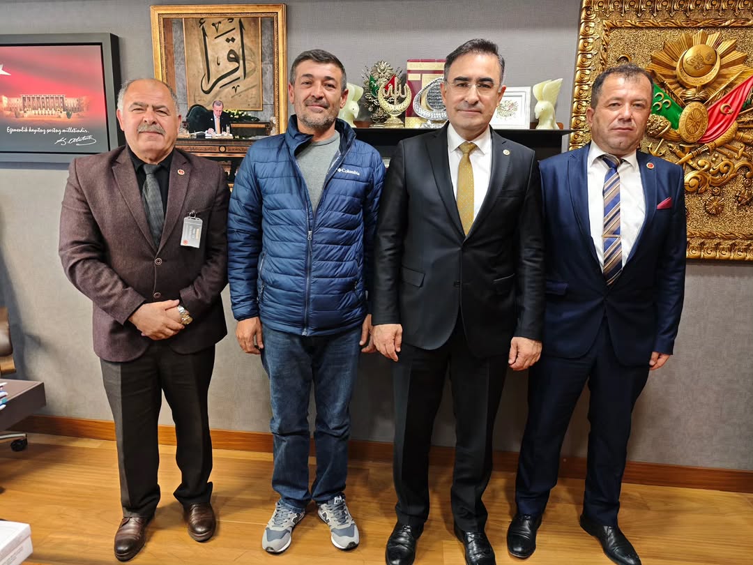 Emirdağ'ın Muhtarları Hasan Arslan'ı Ziyaret Etti