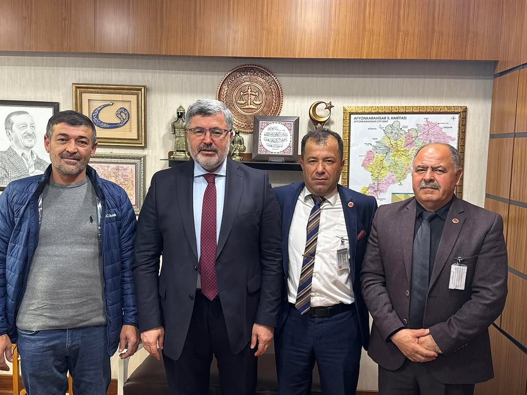 Ak Parti Milletvekili Ali Özkaya, Emirdağ Köy Muhtarlarını Gazi Meclis'te Ağırladı