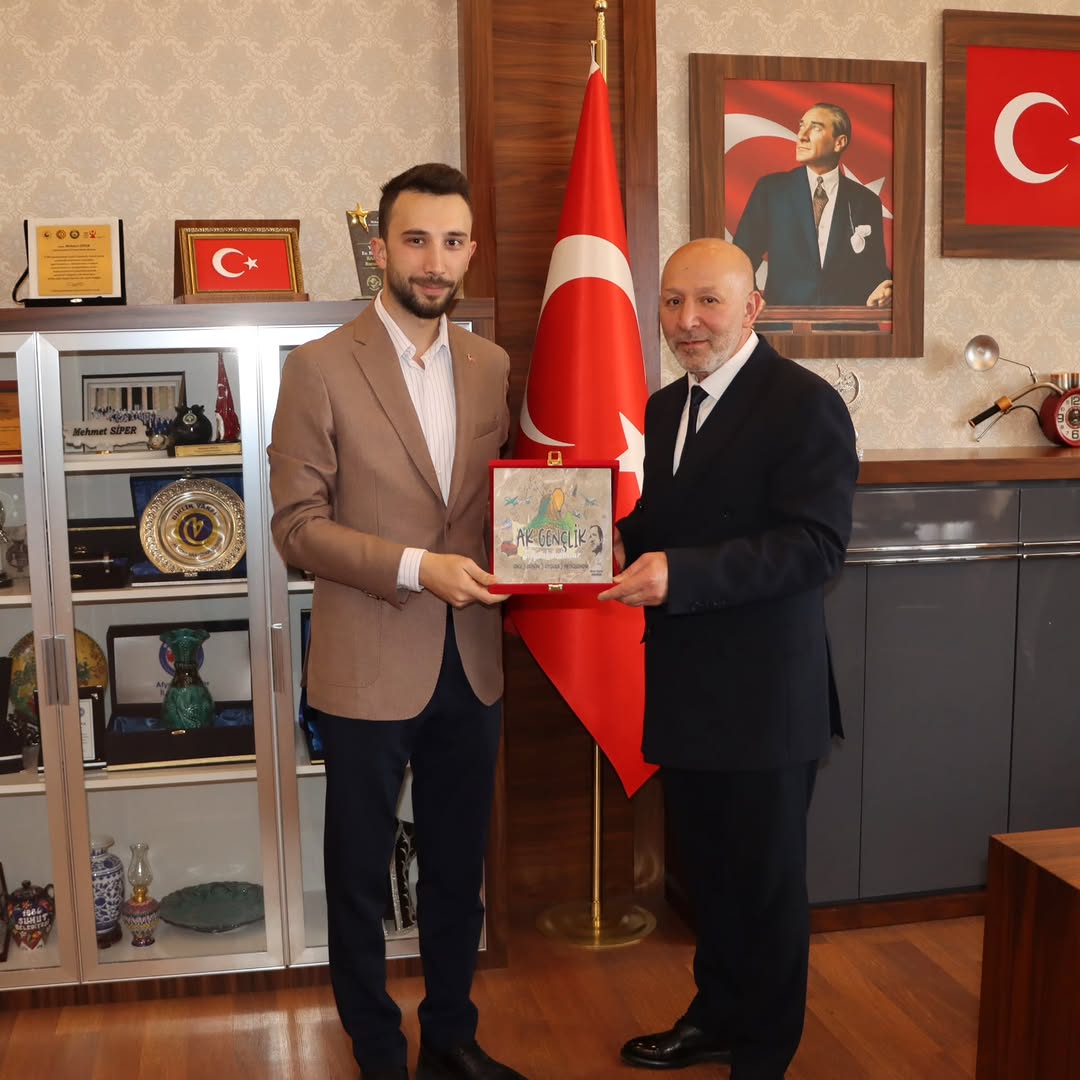 Ak Parti Afyonkarahisar İl Gençlik Kolları'ndan İl Genel Meclisi Başkanı Mehmet Siper'e Ziyaret
