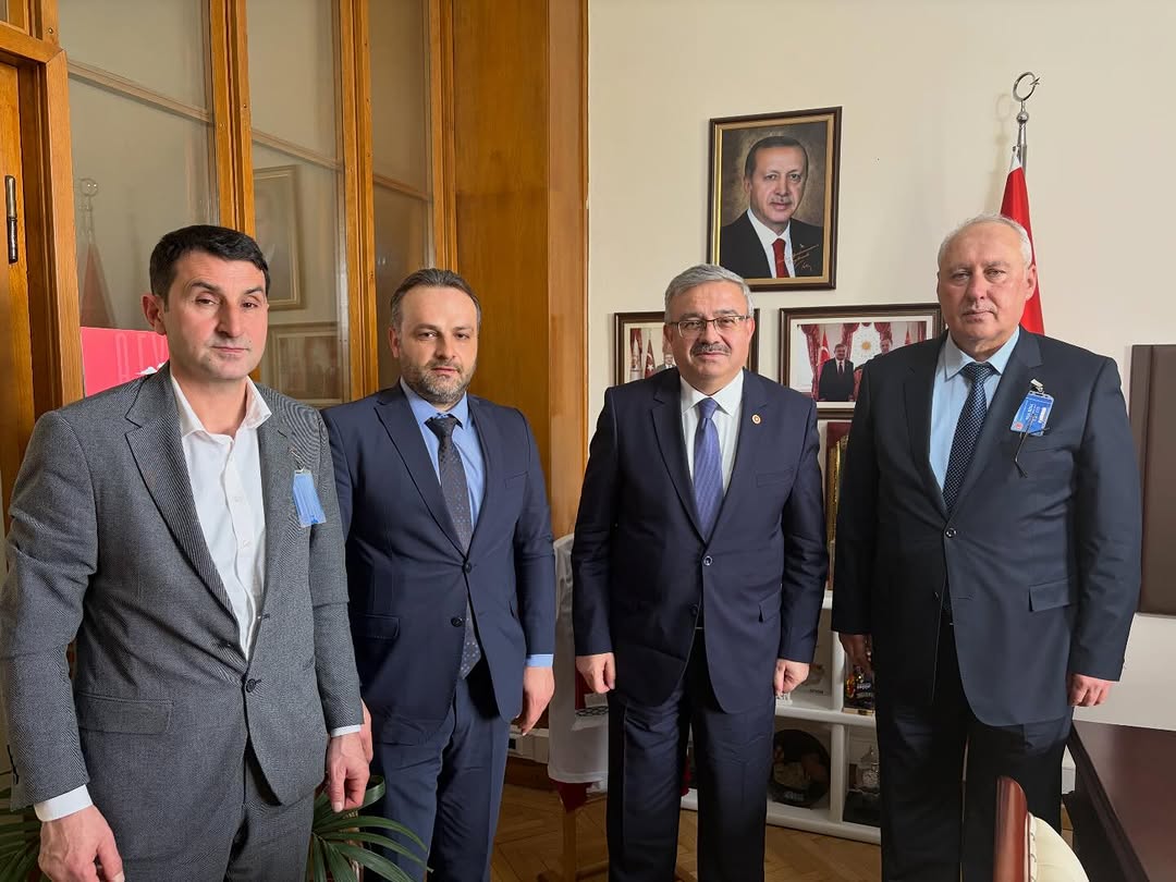 AK Parti Şuhut İlçe Başkanı Hasan Camcı, TBMM'de Ziraat Odası Başkanı Ömer Tunçay'ı Ağırladı