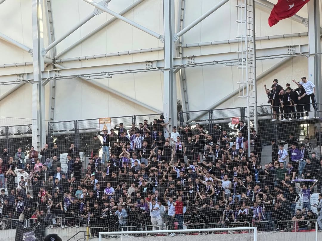 Afyonspor'un Alsancak Mustafa Denizli Stadyumu'nda Yaşadığı Duygusal Anlar