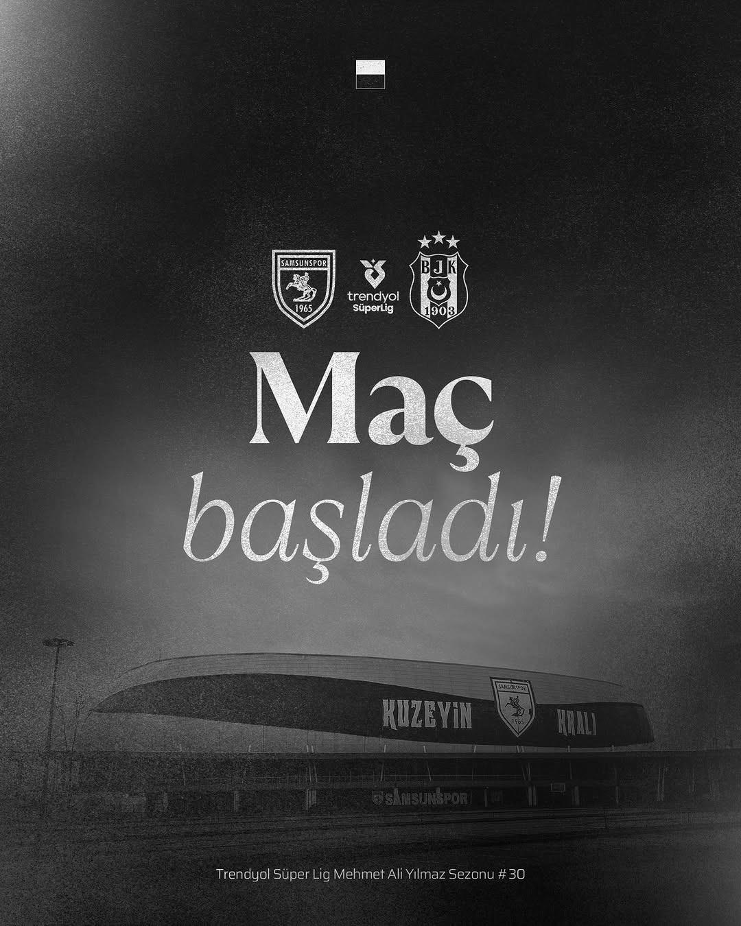 Beşiktaş Futbol Takımı Maça Başladı!
