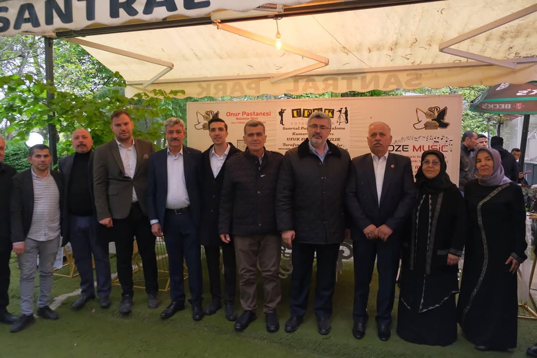 Ak Parti Milletvekili Ali Özkaya, Yeğeninin Düğününde Buluştu