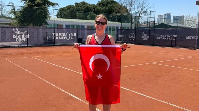 Afyonkarahisarlı Şeniz Karagöz Tenis Milli Takımı’na Seçildi Dünya Şampiyonası’nda Türkiye’yi Temsil Edecek