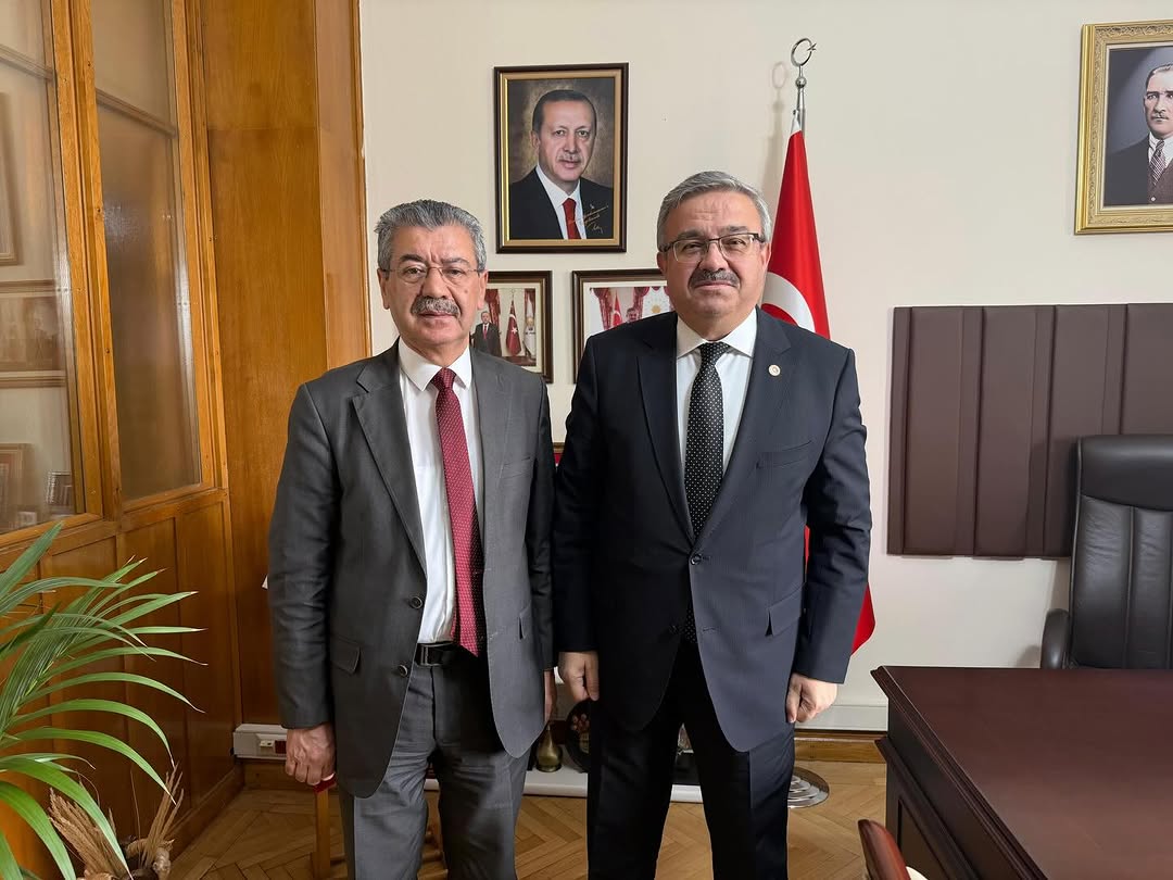 Ak Parti Afyonkarahisar Milletvekili İbrahim Yurdunuseven TBMM'de Önceki Dönem Yönetim Kurulu Üyesi İbrahim Akar'ı Ağırladı