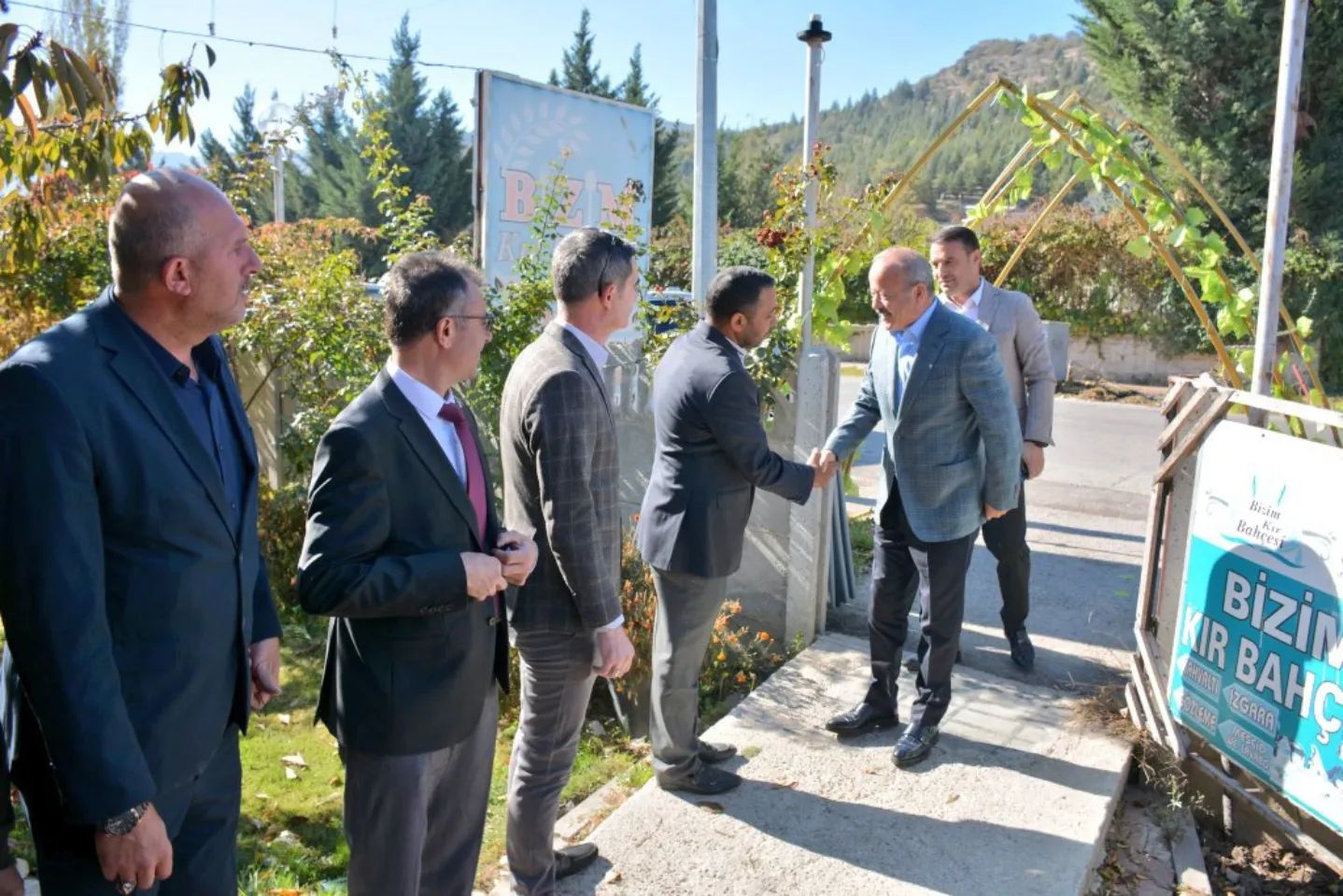 Afyonkarahisar'da İstişare Toplantısı: Sorunlar ve Çözüm Önerileri Masaya Yatırıldı