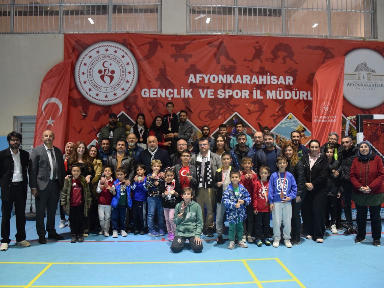 Çiğiltepe Spor Salonu'nda 10 Kasım Satranç Turnuvası Heyecanı!