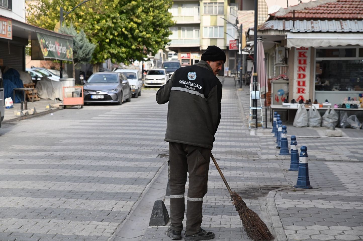 Emirdağ'da Salı Pazarı Hijyen Fırtınası