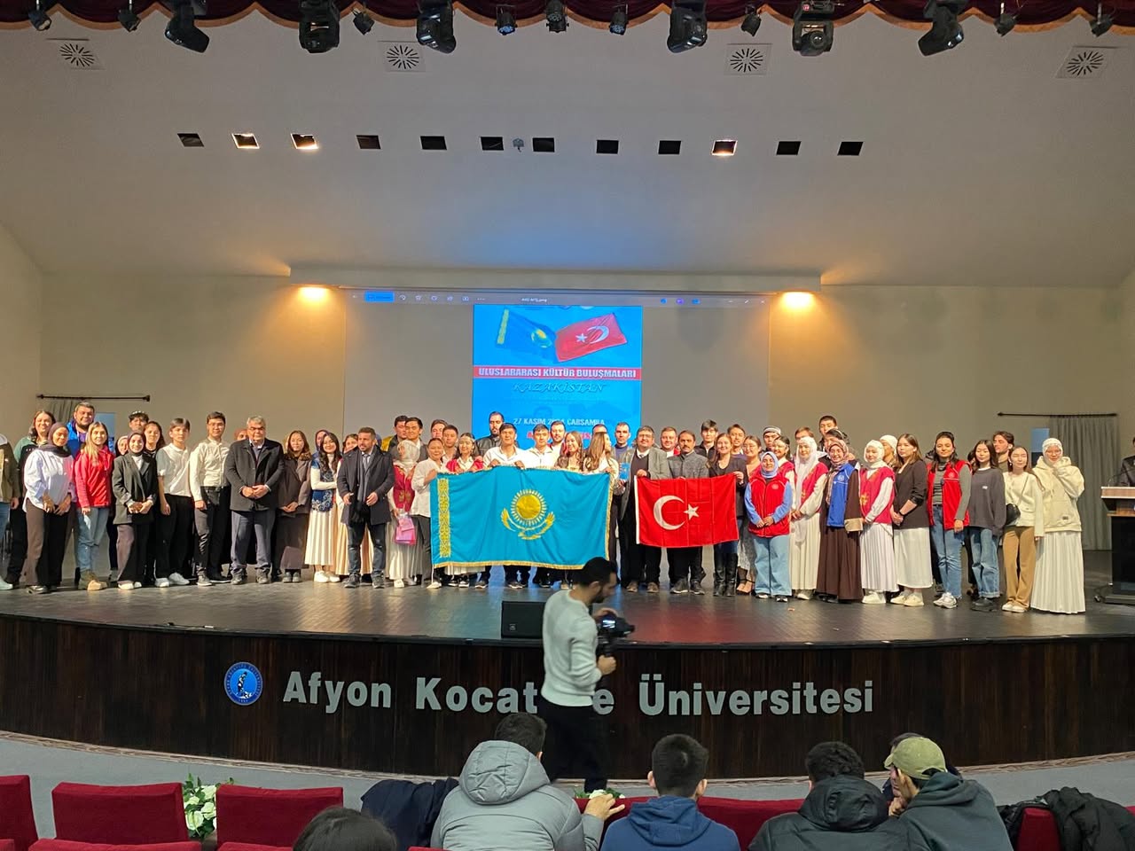 Afyonkarahisar'da Kazakistan Rüzgarı Esti