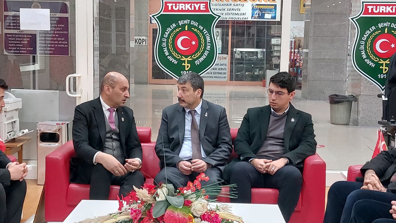 Zafer Partisi Heyetinden Afyon Şehit Gaziler Derneği'ne Anlamlı Ziyaret