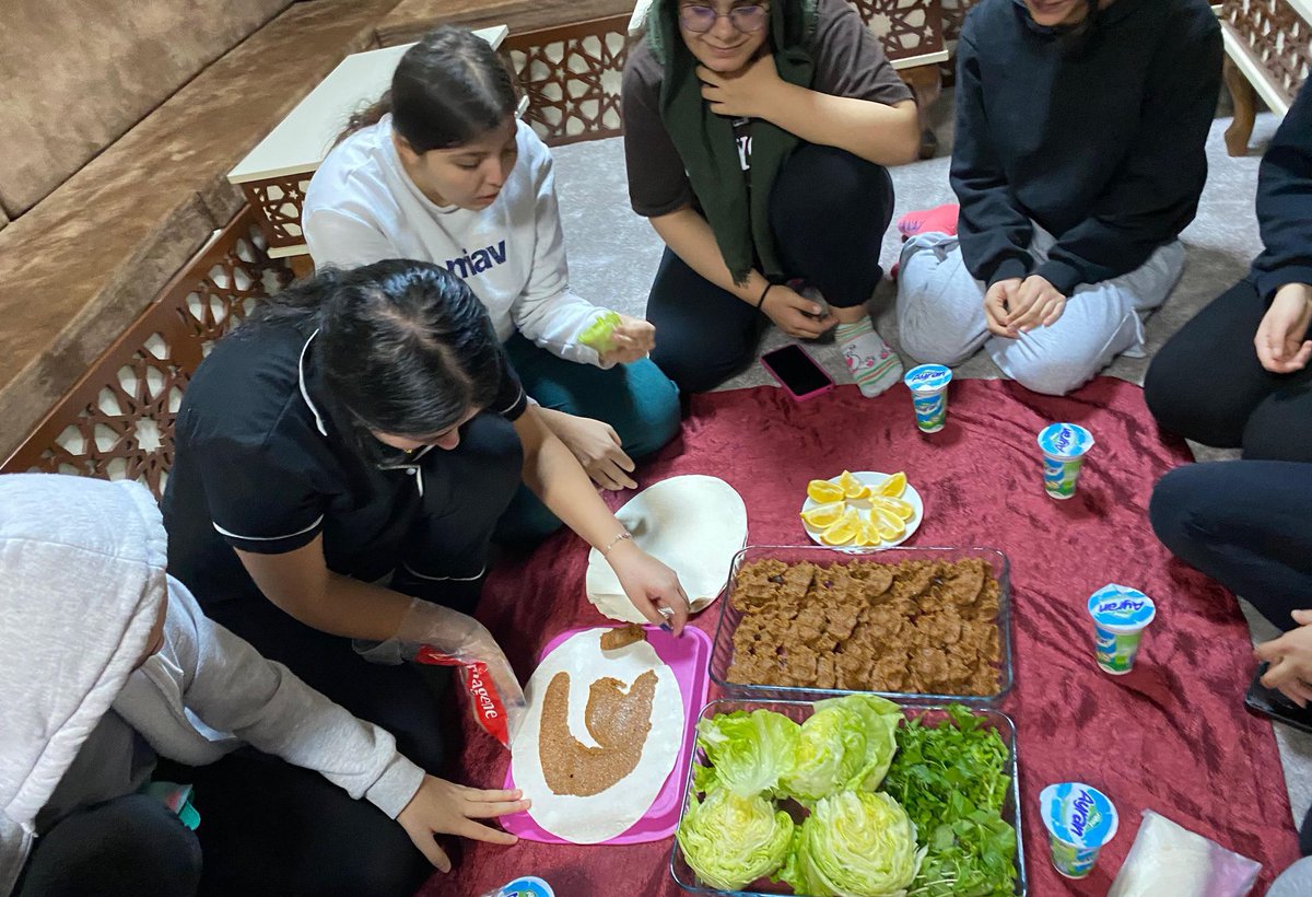 Afyonkarahisar Gençlik Merkezi'nin Çiğköfte Etkinliği Tatlı Dolu Geçecek