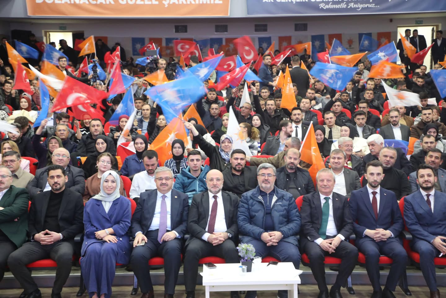 Afyonkarahisar'da AK Parti Gençlik Rüzgarı