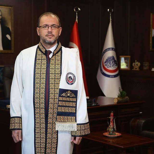 Prof. Dr. Okumuş Tıpta Uzmanlık Kurulu Üyeliğine Yeniden Seçildi