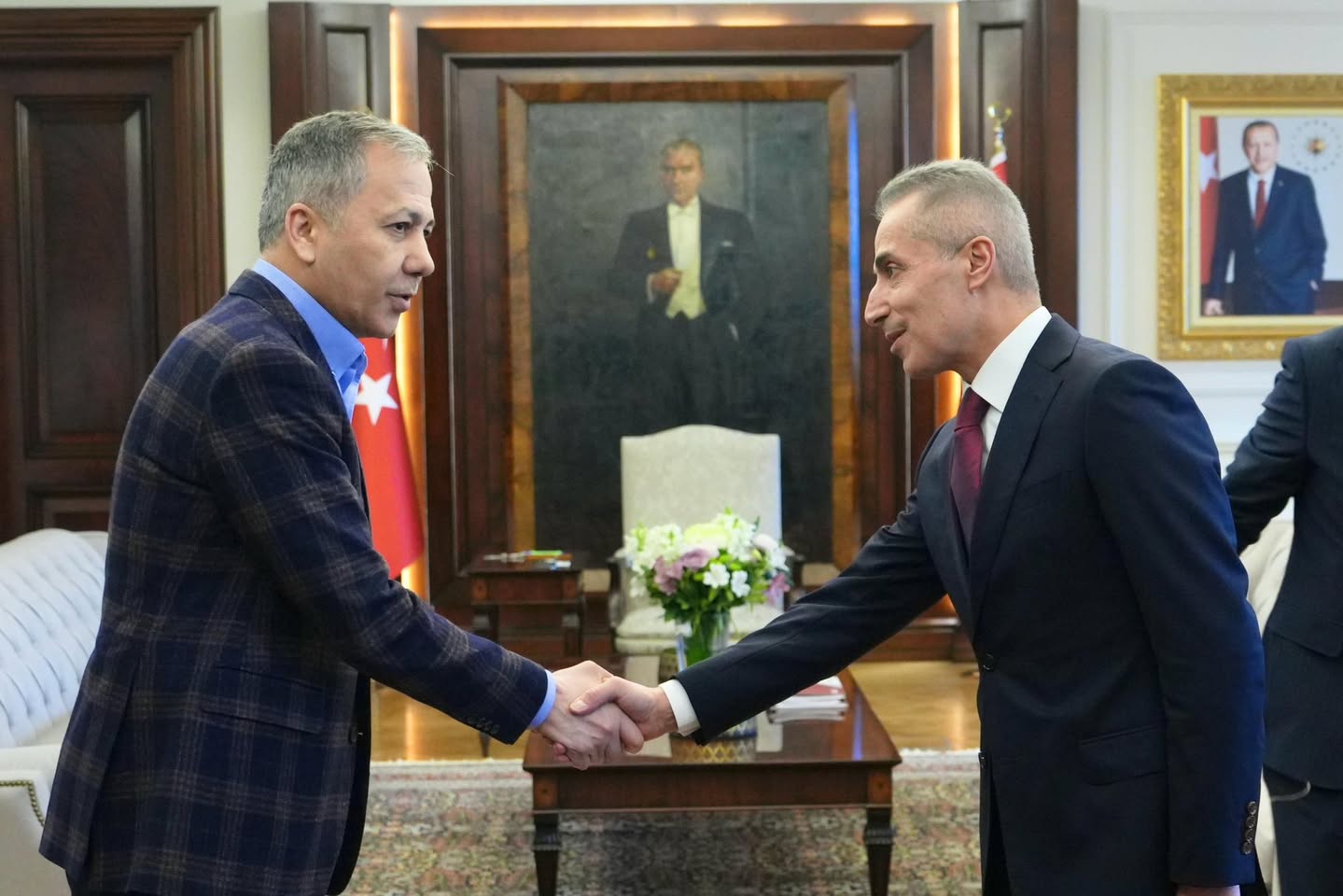 İçişleri Bakanı Yerlikaya'dan Göç İdaresi Başkanlığı'na Kutlama Mesajı