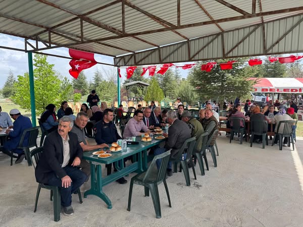 Emirdağ'da Hıdırellez Coşkusu: Gömü Kasabası ve Güneysaray Köyü Bir Arada
