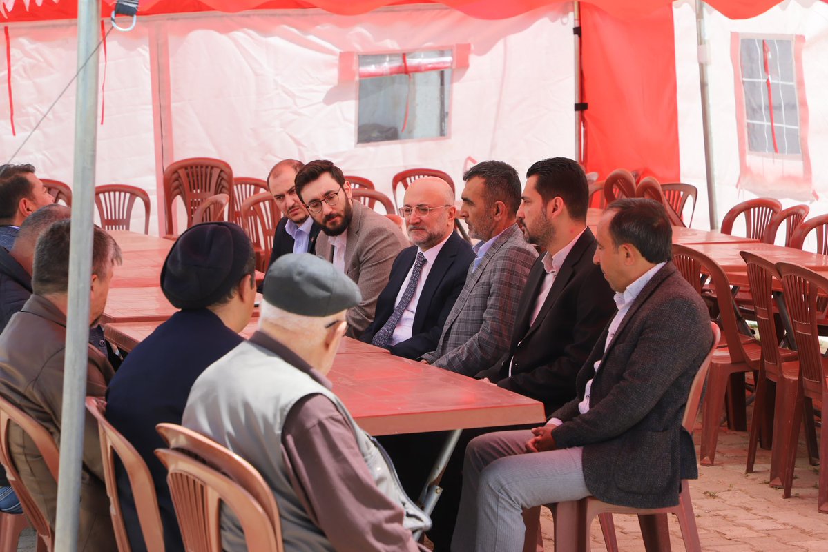 Ak Parti Afyonkarahisar İl Başkanı Şahin, Şehit Ailesine Taziye Ziyareti Yaptı