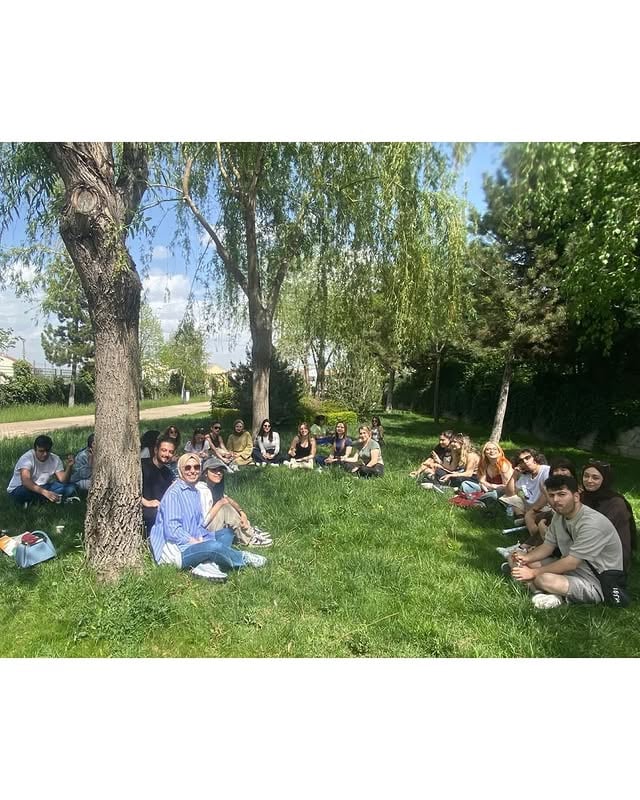 Afyon Kocatepe Üniversitesi İç Mimarlık Öğrencileri, Afyon Masal Dünyası Parkı'nda Teorik Bilgileri Uyguladı