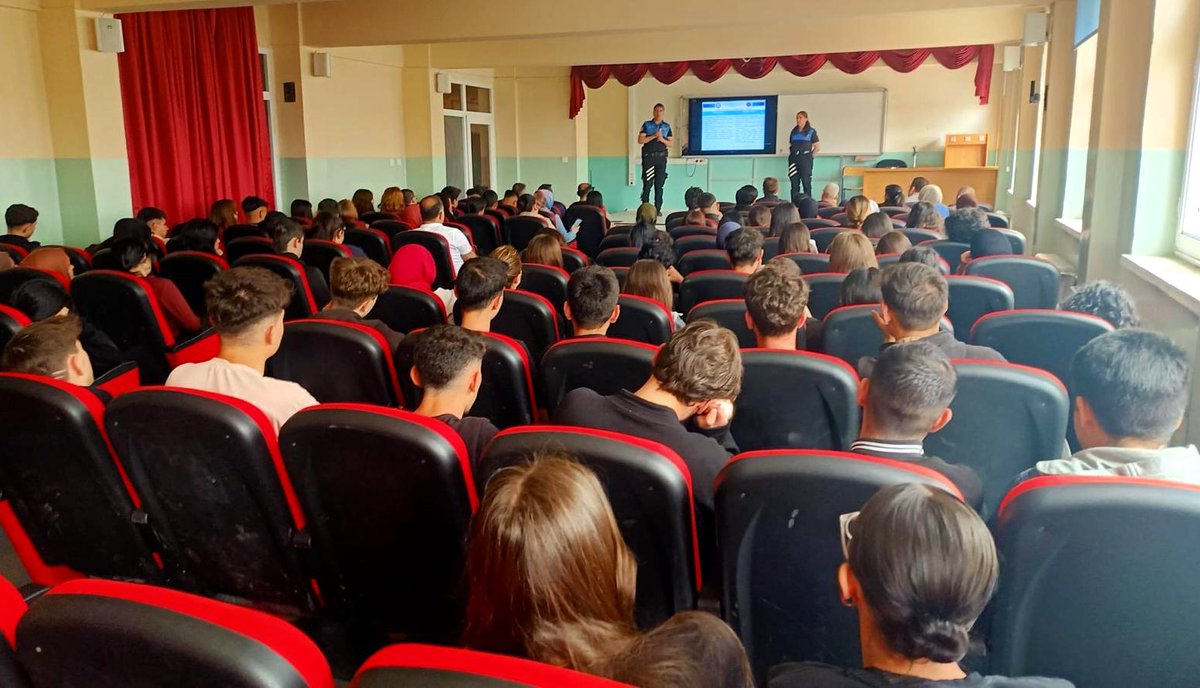Afyonkarahisar Emniyeti, Öğrencilere Güvenlik Bilinci Aşıladı
