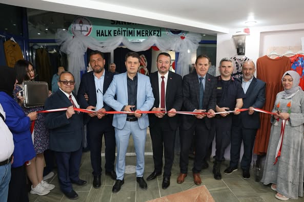 Sandıklı'da El Emeği Göz Nurüyle Sergilendi