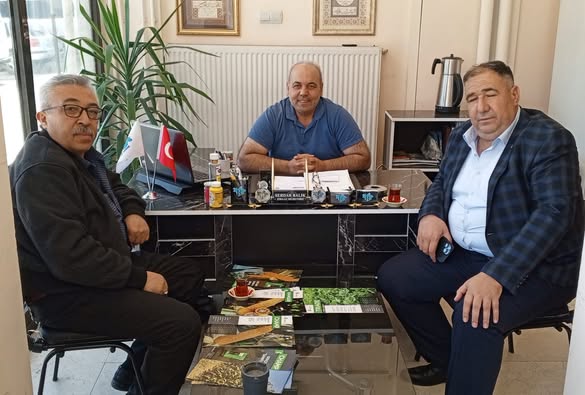 İYİ Parti Afyonkarahisar'da Ticari Hayata Destek Ziyareti