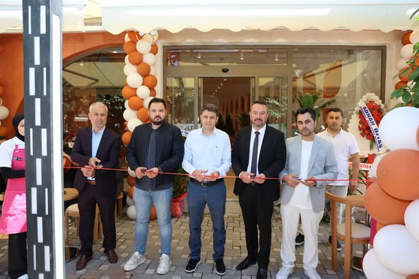 Sandıklı'ya Yeni İşletme: Milklac Şubesi Açıldı