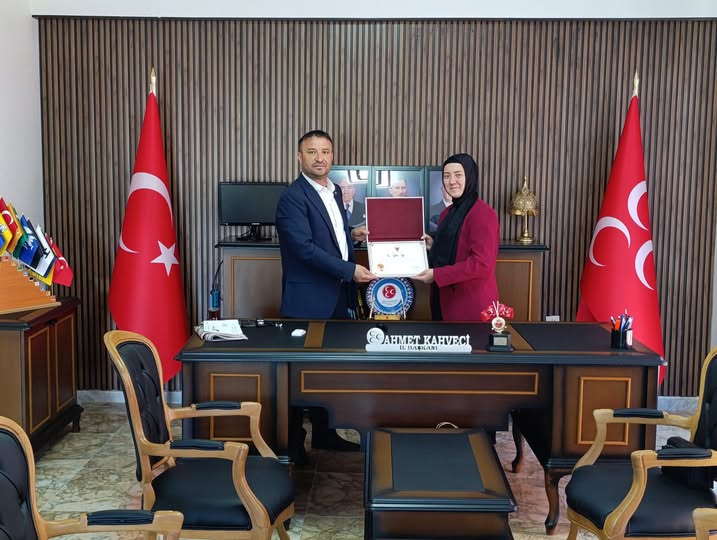 Afyonkarahisar MHP'de Yeni İl Başkanı ve Sertifika Töreni