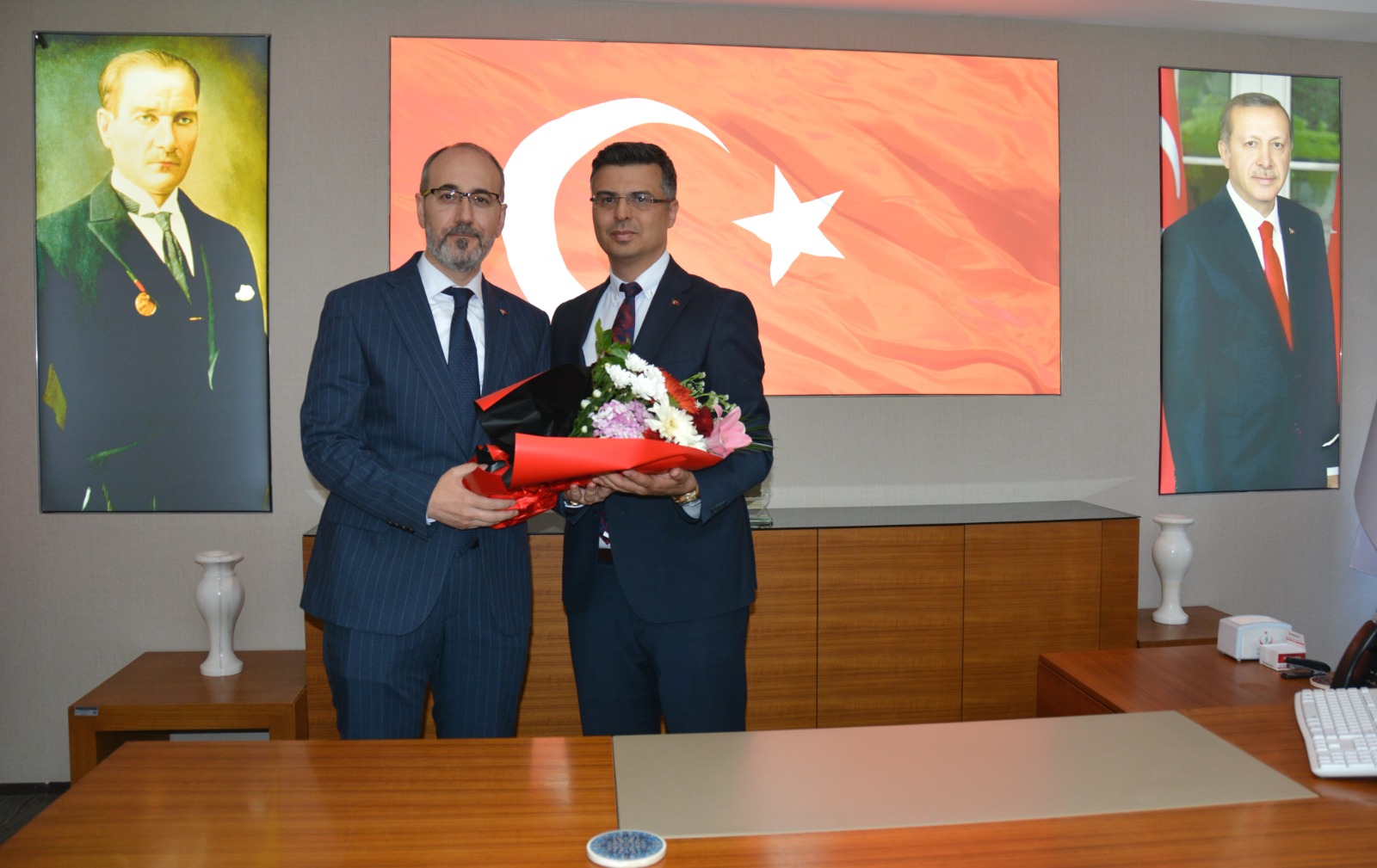 Afyonkarahisar İl Sağlık Müdürlüğü’nde Devir Teslim Töreni Gerçekleştirildi - 2